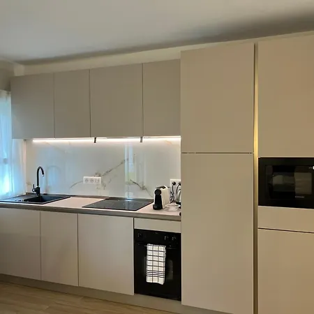 Apartment 5min Monte Carlo
